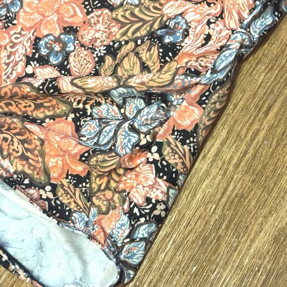 A Pea in the Pod Maternity Floral One-Piece Square Neckline Swimsuit Size Medium - Picture 5 of 12